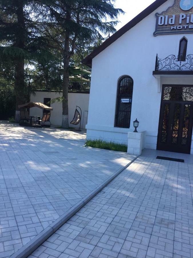 Hotel Old Pitius Pizunda Exterior foto