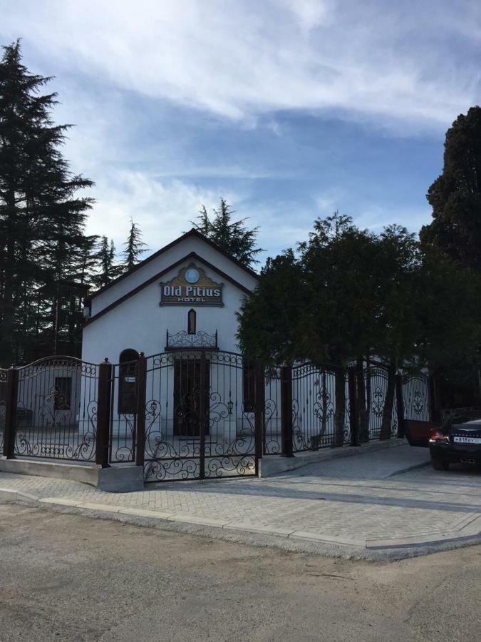 Hotel Old Pitius Pizunda Exterior foto